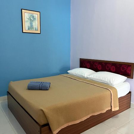Rayyan'S Roomstay بانتايْ كوك المظهر الخارجي الصورة