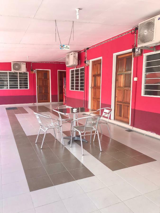 Rayyan'S Roomstay بانتايْ كوك المظهر الخارجي الصورة